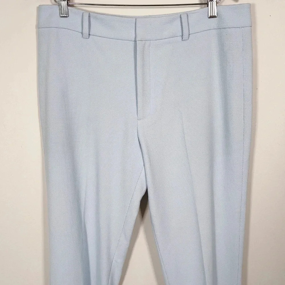 Club Monaco Remi Textured Pant - Picture 5 of 14